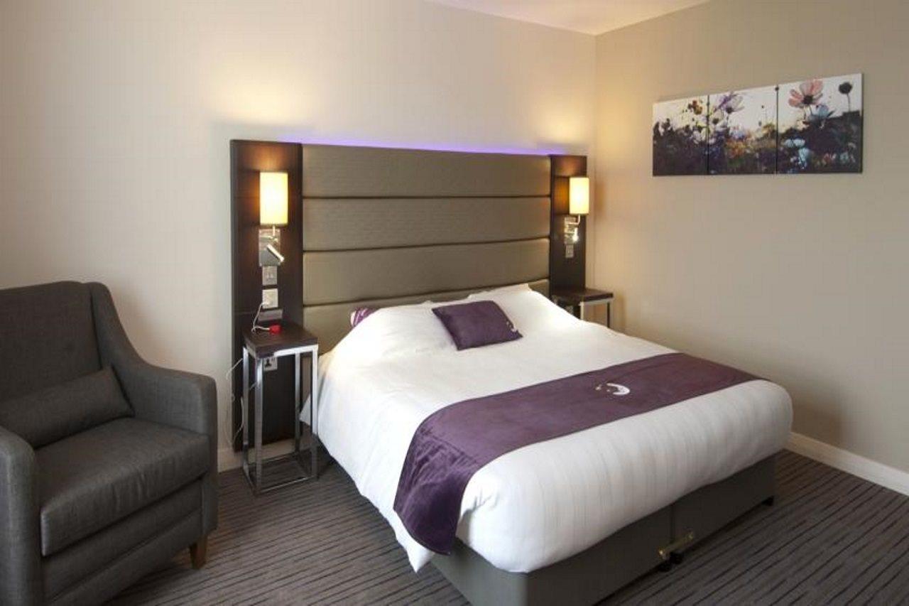 Premier Inn Telford Kültér fotó